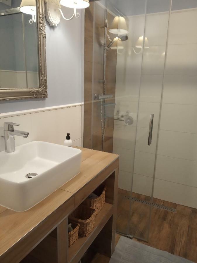 Przytulny Apartament Blisko Motlawy I Neptuna غدانسك المظهر الخارجي الصورة
